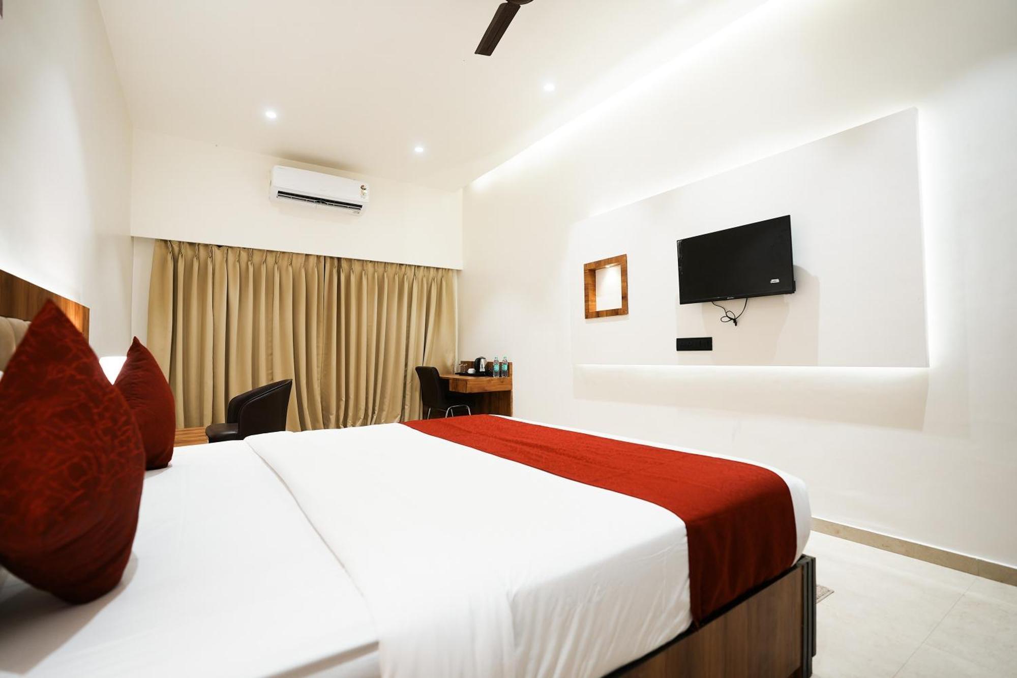 Madhav Residency Hotel & Banquet, Kalyan, Mumbai Luaran gambar