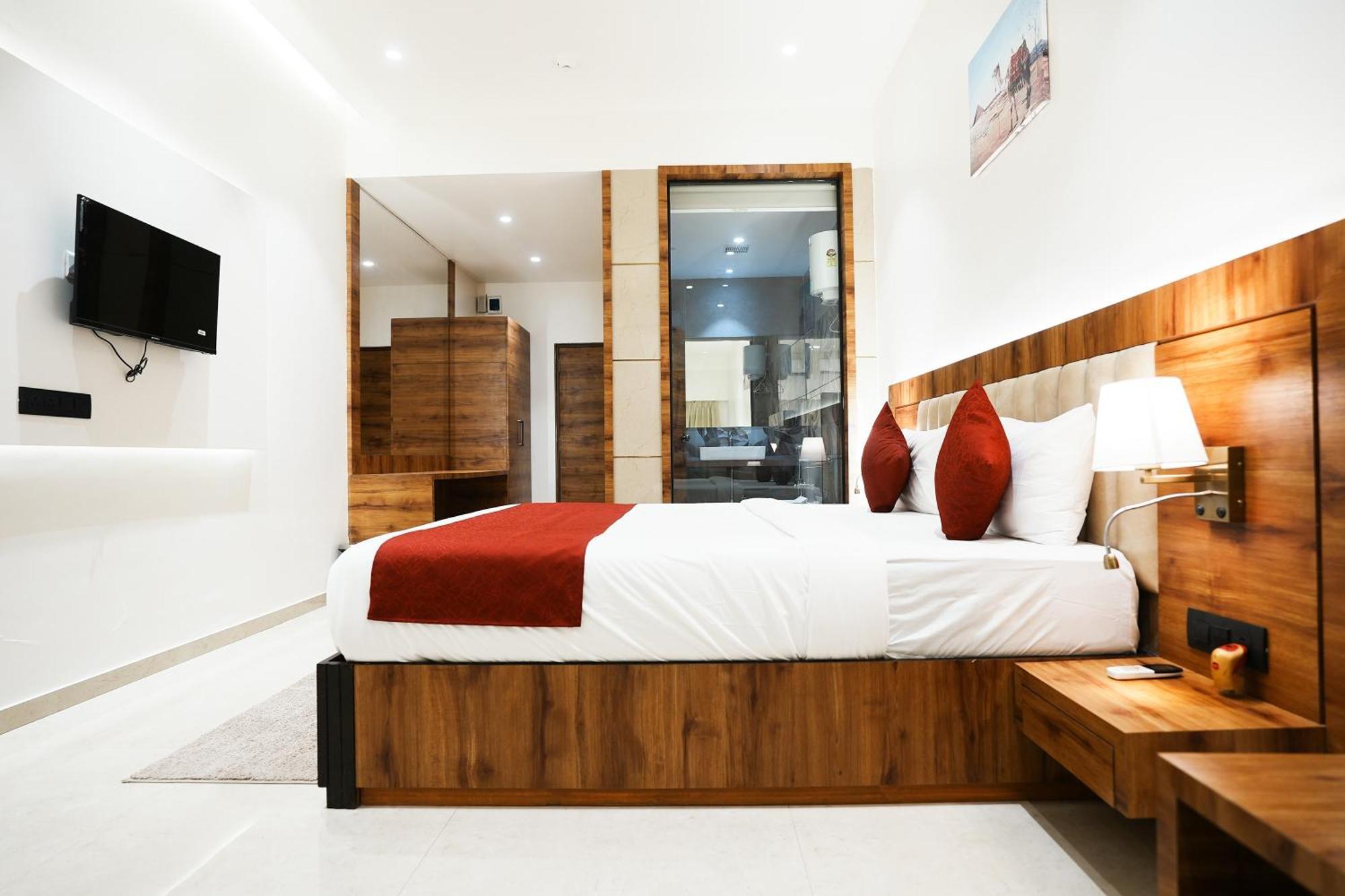 Madhav Residency Hotel & Banquet, Kalyan, Mumbai Luaran gambar
