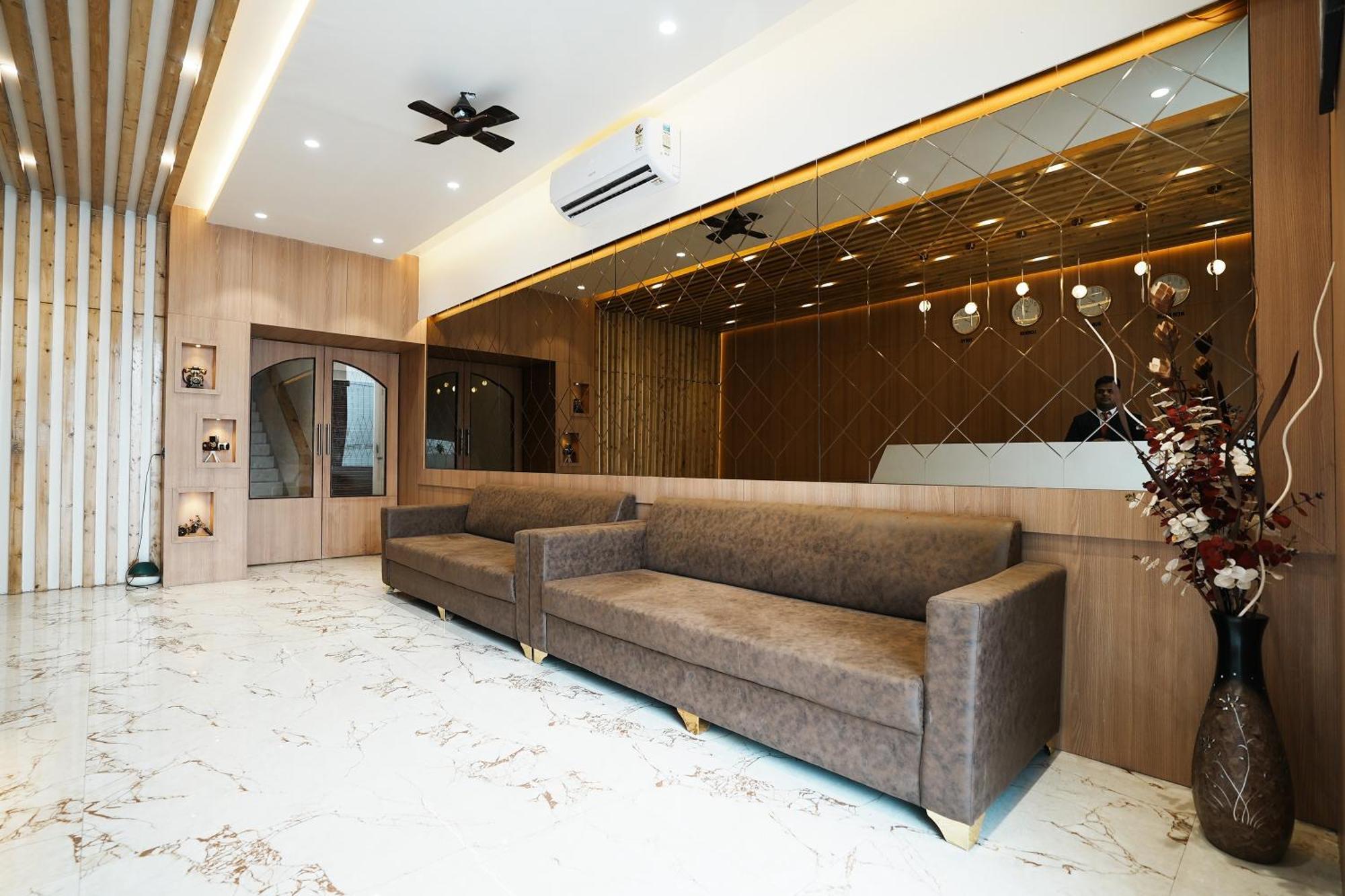 Madhav Residency Hotel & Banquet, Kalyan, Mumbai Luaran gambar