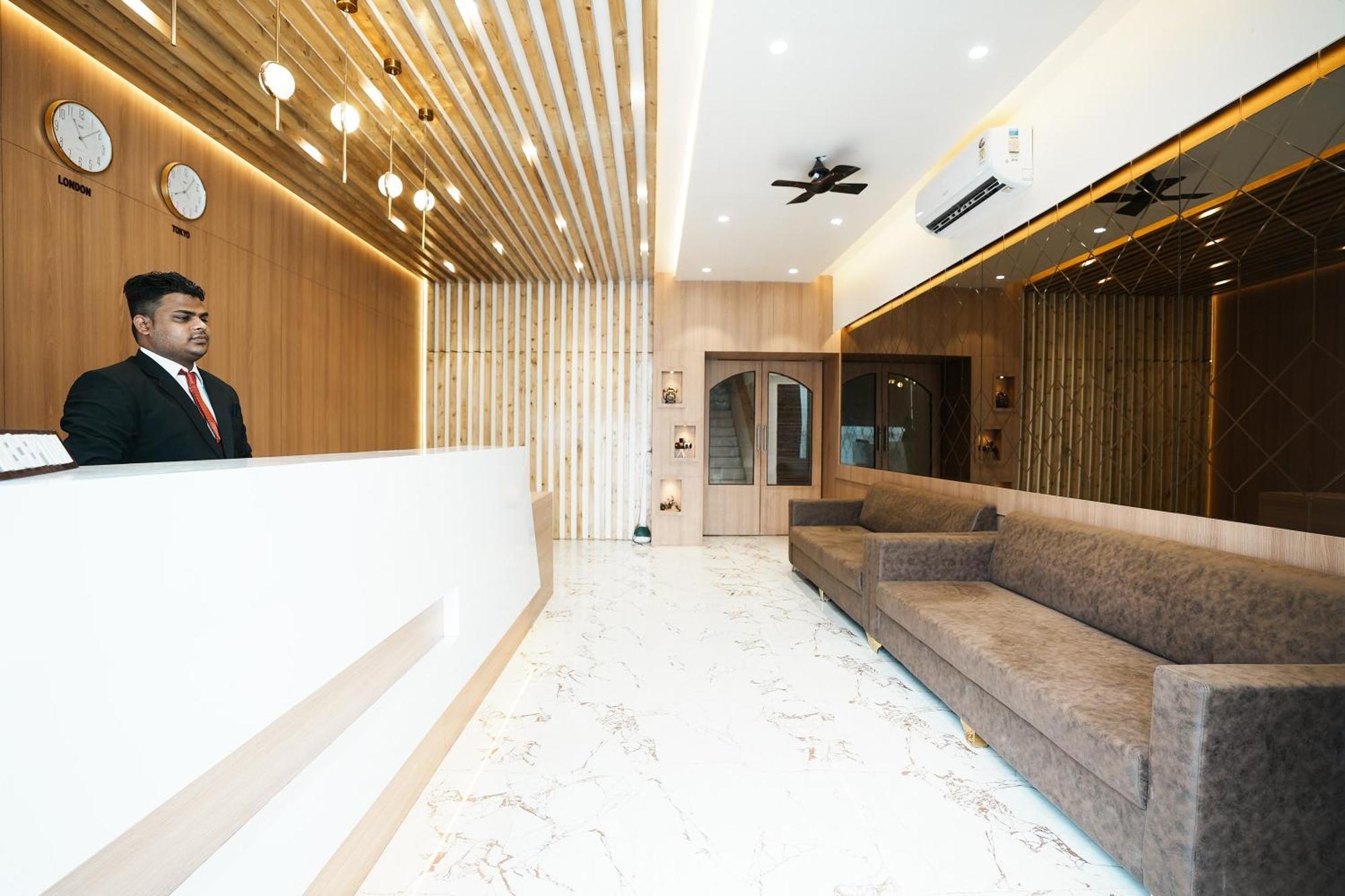 Madhav Residency Hotel & Banquet, Kalyan, Mumbai Luaran gambar