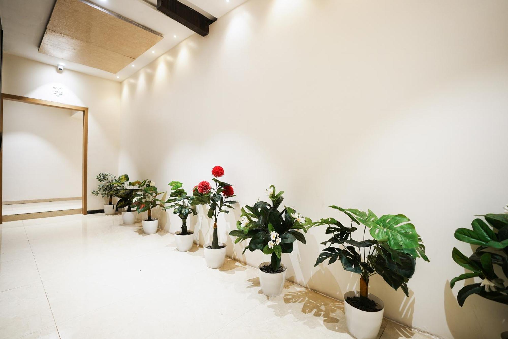 Madhav Residency Hotel & Banquet, Kalyan, Mumbai Luaran gambar